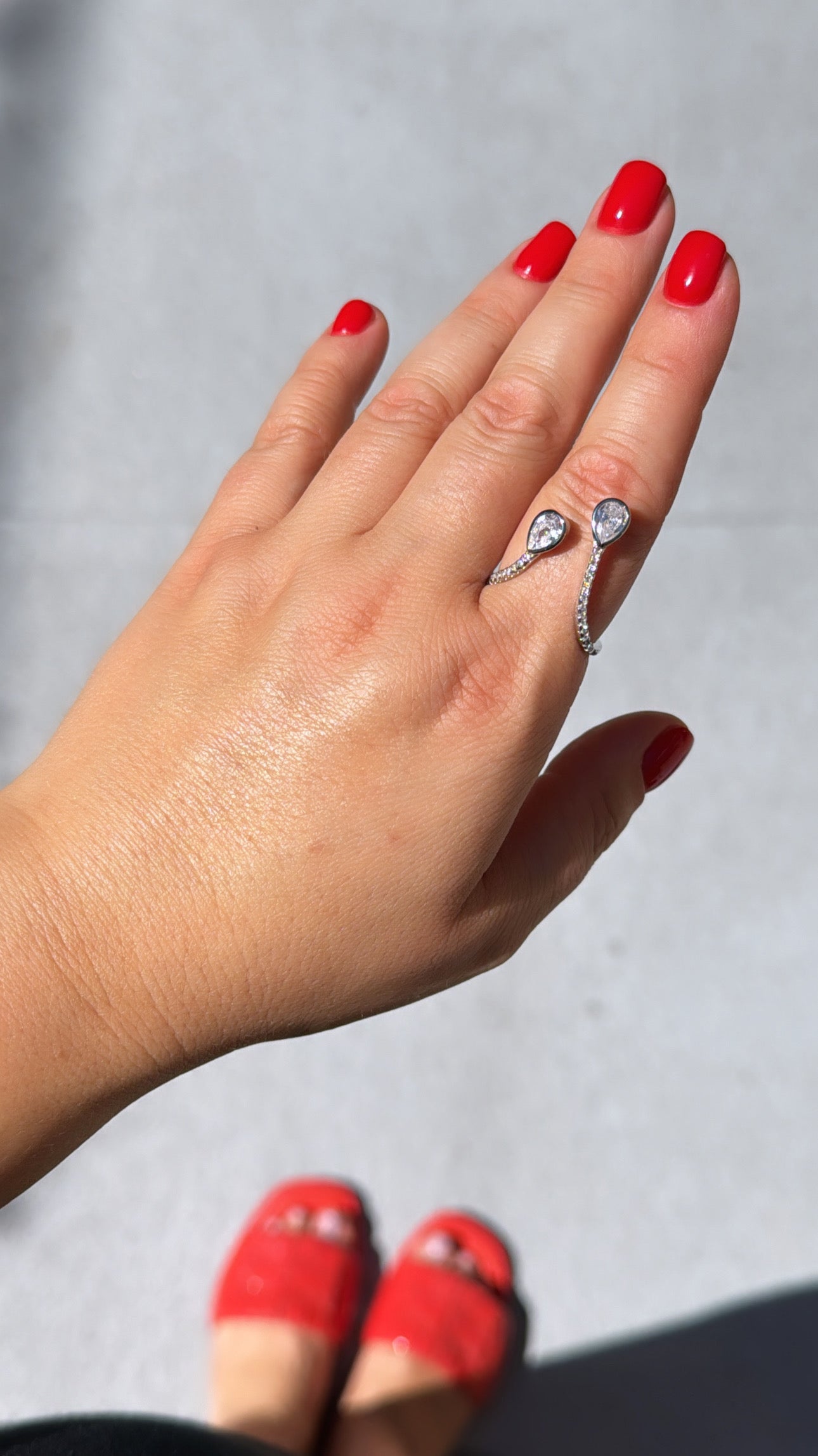 Wrap Ring in Teardrop-Cut Cubic Zircania