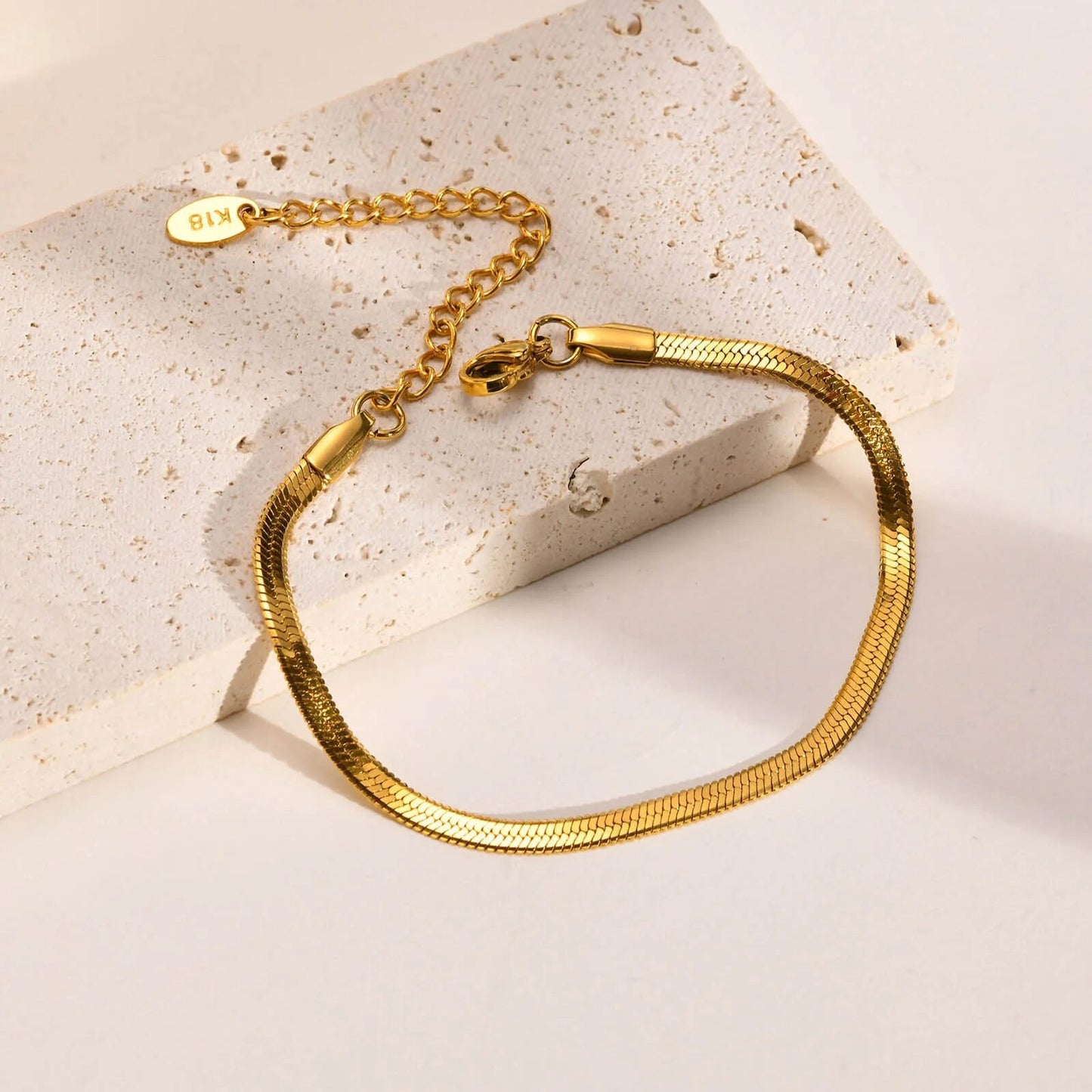 Herringbone Chain Bracelet in Gold Vermil