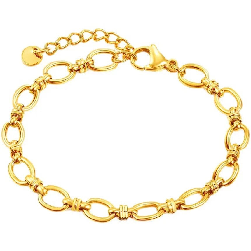 Oval Link Chain Bracelet in 14K Gold Plating