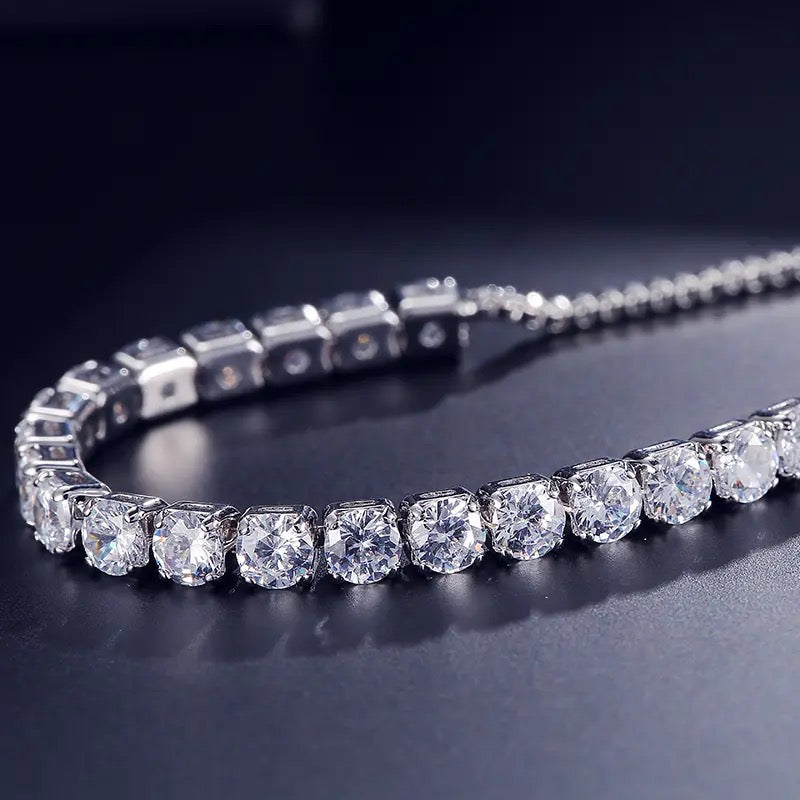 Tennis Bolo Bracelet in 0.12 cts Clear Cubic Zirconia