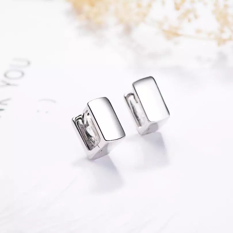 Mini Square Huggie Earrings in 925 Sterling Silver